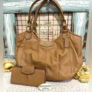 Authentic COACH Ashley Tan Leather Shoulder Bag 23308 & Wallet EUC!